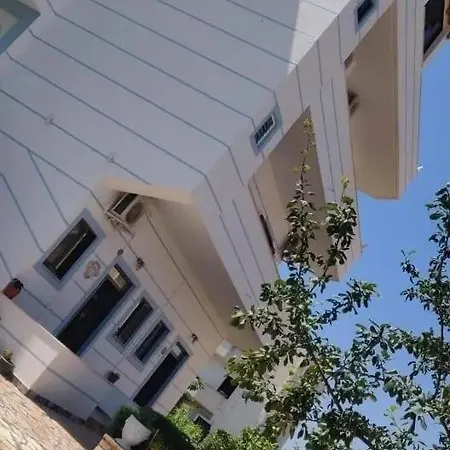 Apartment Vila Salla 2 *